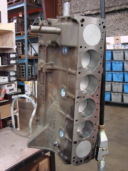 1_1972_Datsun_240Z_new_engine_600